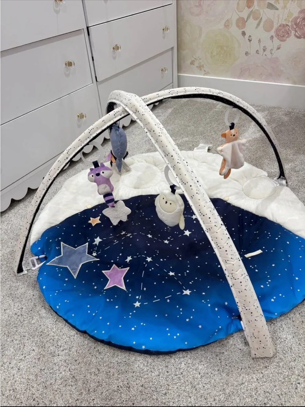 Skip hop tummy time mat